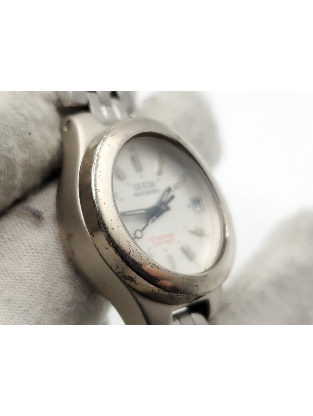 Guess Waterpro Quartz Watch Womens New Battery Silver Tone White Date Dial 25mm - Picture 6 of 13